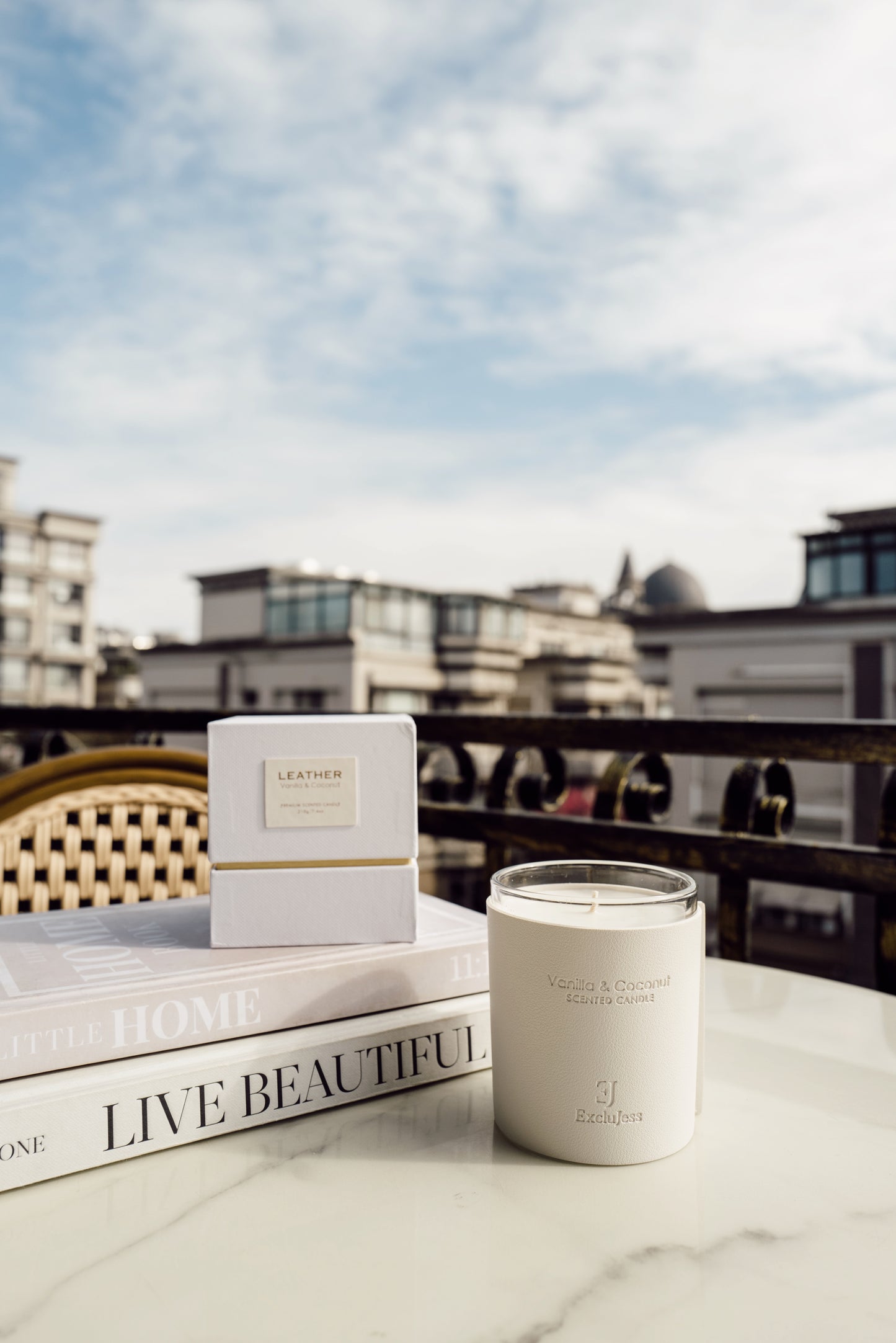 ExcluJess Leather Premium Candles White on table